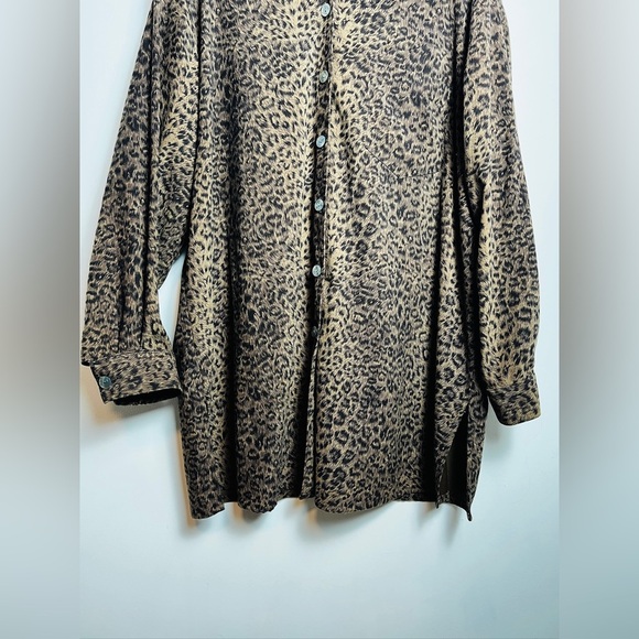 Vintage 90s Kathy Che leopard blouse button down tunic top - Picture 6 of 11